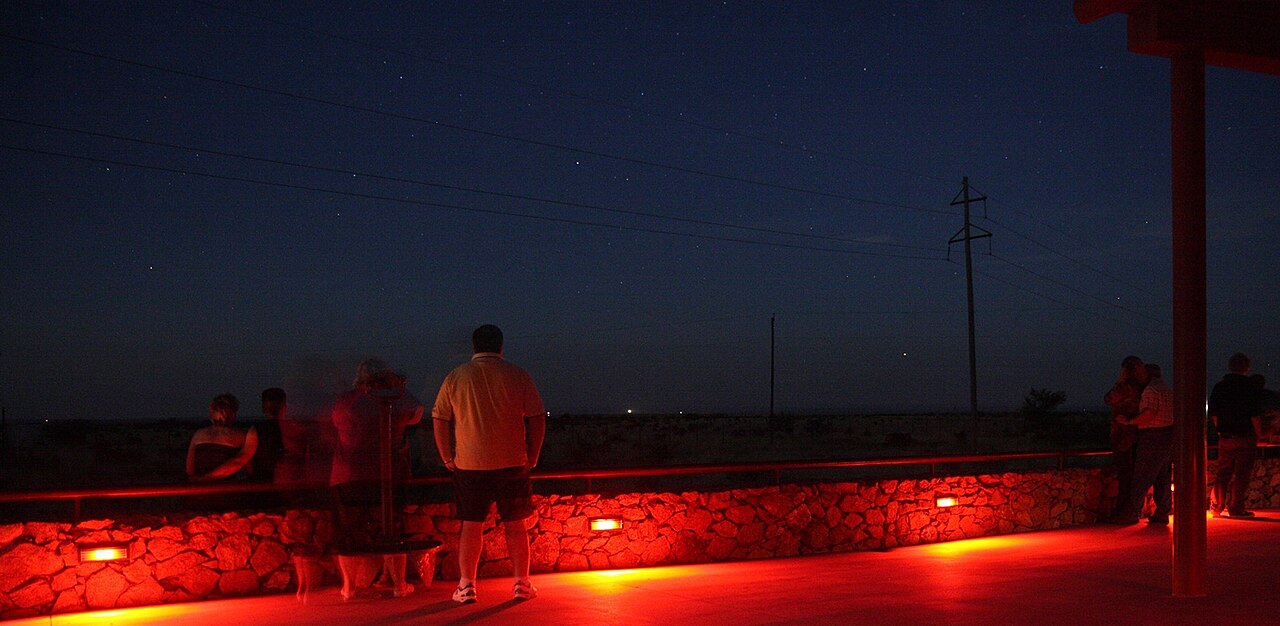 Marfa Lights: podivná světla v texaské poušti mezi svědectvím, atmosférou a auty