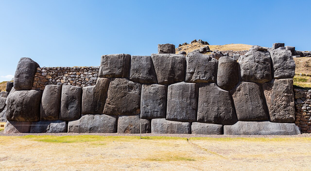 Sacsayhuamán: jak Inkové opracovali obří kameny bez potřeby ztracené technologie