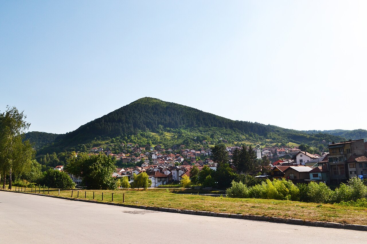 Bosenské pyramidy: proč geologové a archeologové odmítají tvrzení o nejstarších pyramidách světa