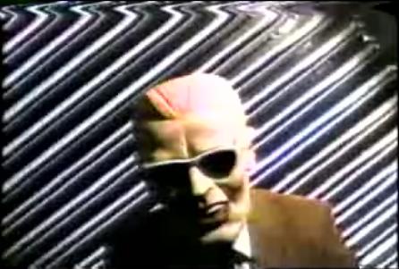Max Headroom incident: kdo v roce 1987 narušil televizní vysílání v Chicagu a proč nebyl dopaden