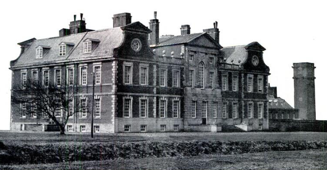 Raynham Hall na historické fotografii z roku 1937