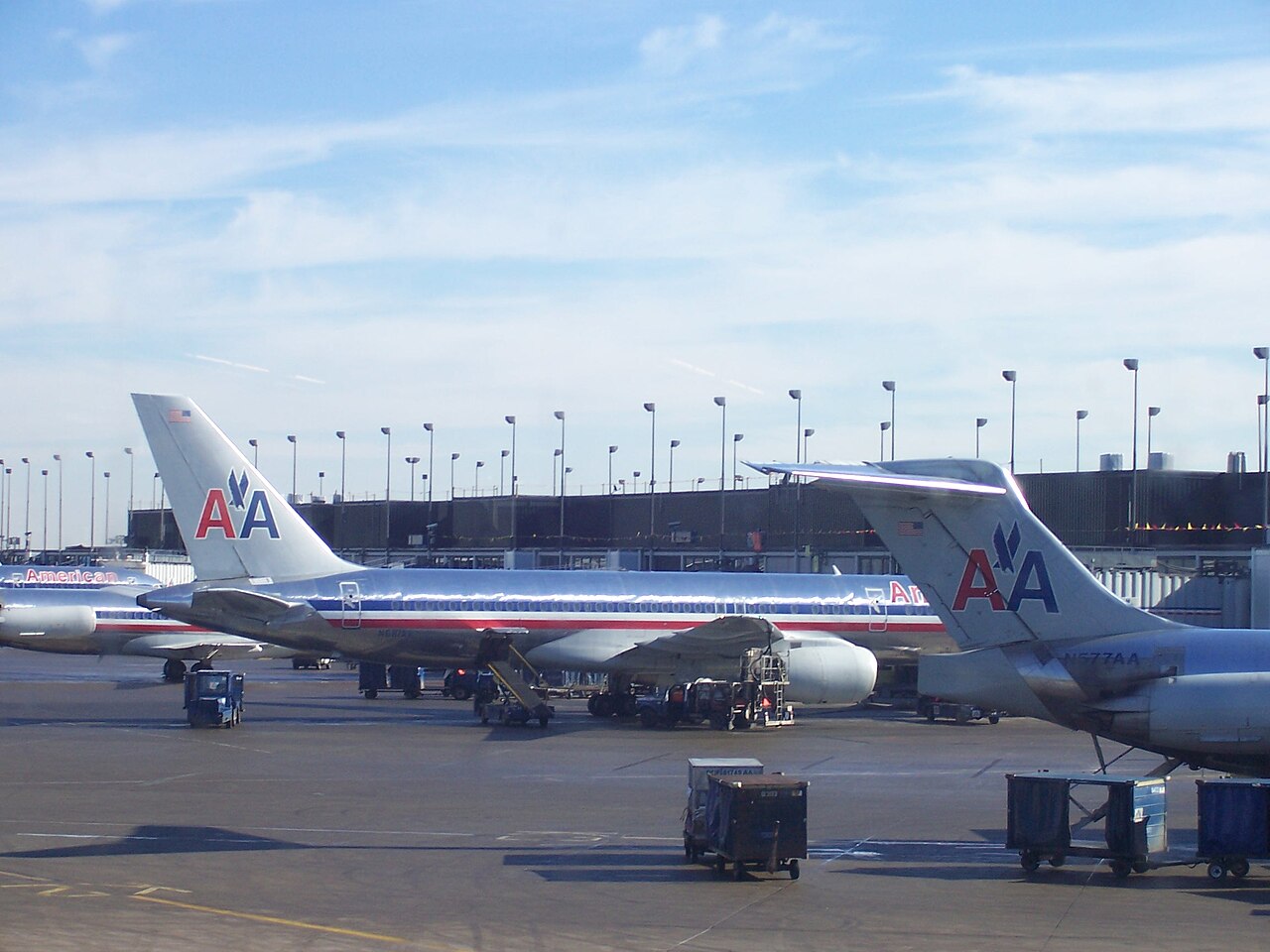 O’Hare 2006: hlášení zaměstnanců letiště o diskovitém objektu a otázka, co se objevilo nad Chicagem