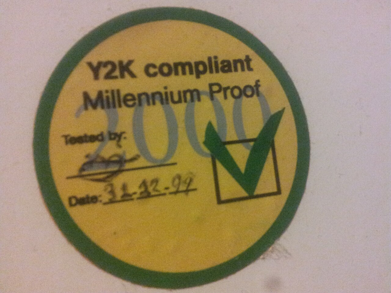 Rok 2000 a Y2K: reálný počítačový problém, mediální strach a předpovědi civilizačního kolapsu