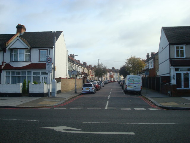 Thornton Heath 1938: údajný poltergeist na londýnském předměstí mezi svědectvími a pozdější legendou
