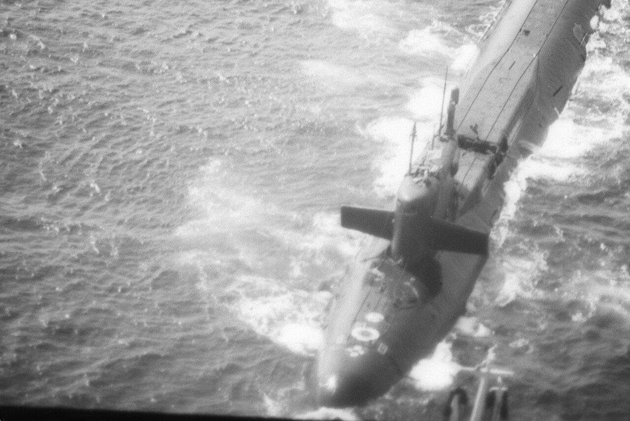 K-219 1986: výbuch raketového sila, požár a potopení sovětské strategické ponorky v Atlantiku