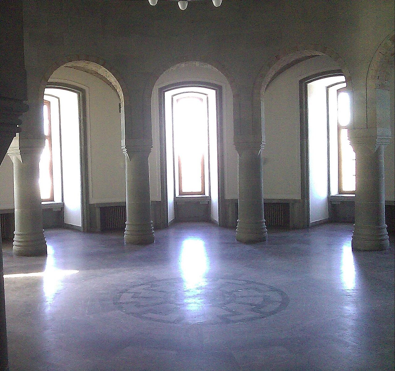 Wewelsburg: Himmlerův hrad, symbolika SS a pozdější okultní legendy