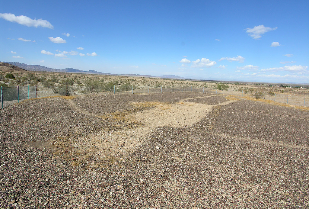 Blythe Intaglios: obří geoglyfy v kalifornské poušti, nejasné stáří a otázka, které komunity je vytvořily