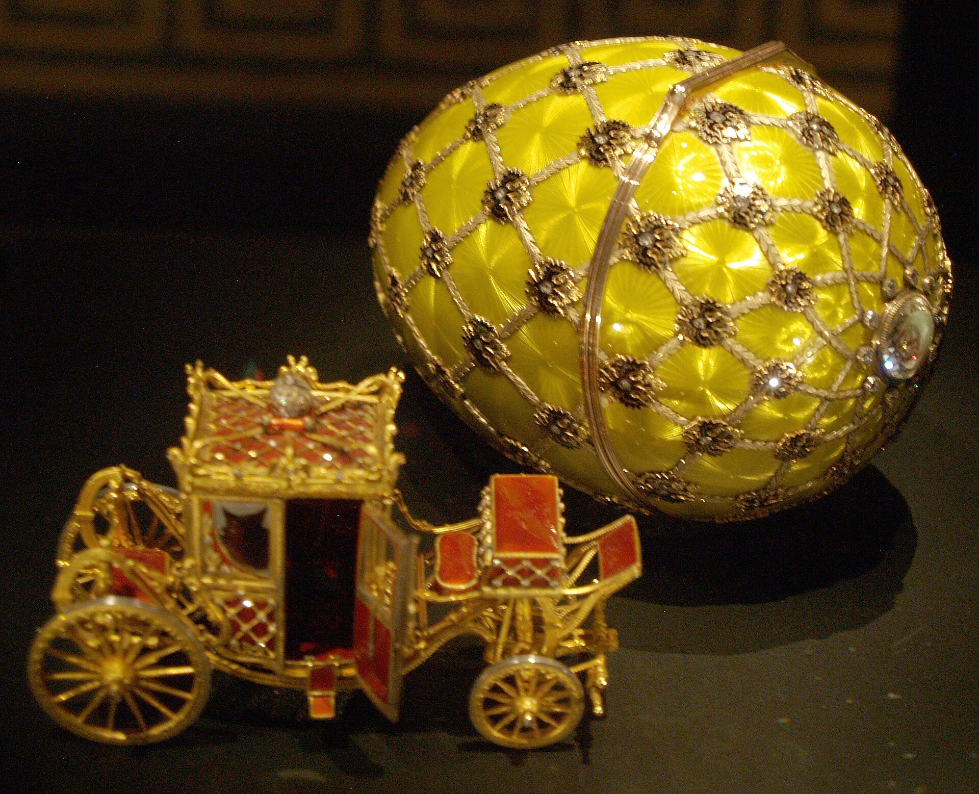 Ztracená Fabergého vejce: kolik carských klenotů stále chybí a proč je jejich identifikace tak obtížná