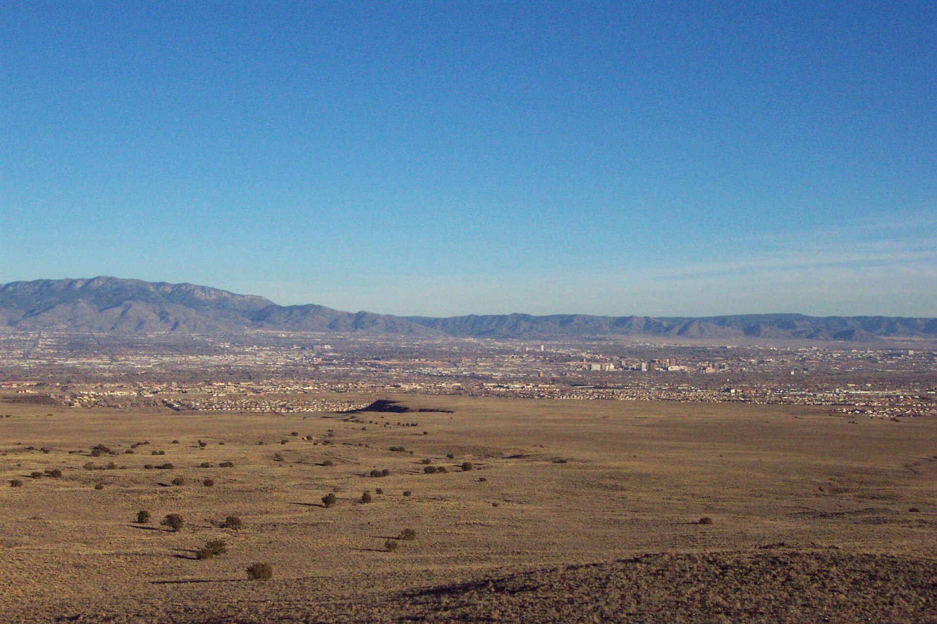 West Mesa: jedenáct žen pohřbených u Albuquerque a neznámý pachatel označovaný jako sběratel kostí