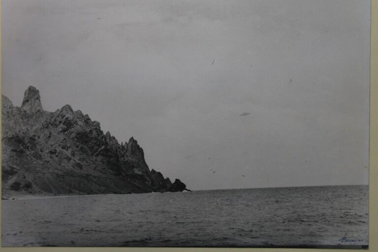 Trindade 1958: fotografie objektu u brazilského ostrova a svědectví z paluby výzkumné lodi