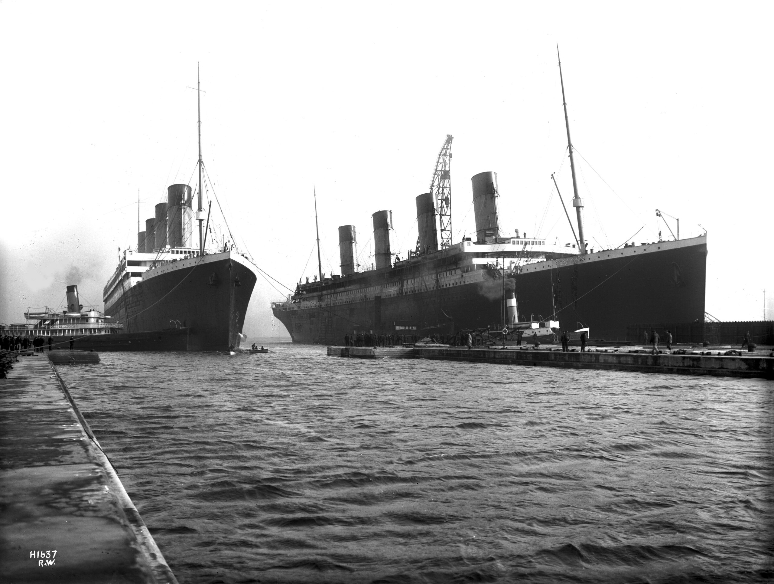 Titanic–Olympic switch: byla Titanic údajně vyměněna za sesterskou loď?